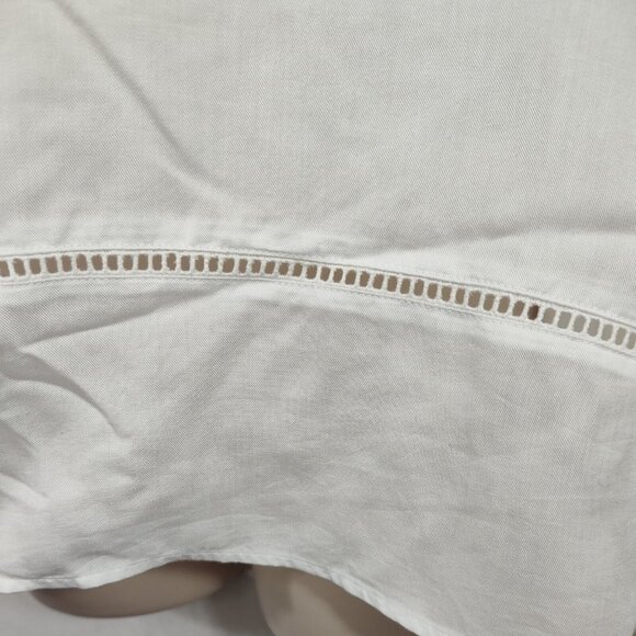 Crown and Ivy White Tunic Top Women Size M V-neck Bell Sleeve NEW FLAW - Picture 3 of 8